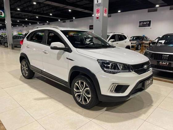 CAOA CHERY TIGGO 2 1.5 MPFI 16V FLEX LOOK 4P AUTOMÁTICO CAOA CHERY TIGGO 2 1.5 MPFI 16V FLEX LOOK 4P AUTOMÁTICO